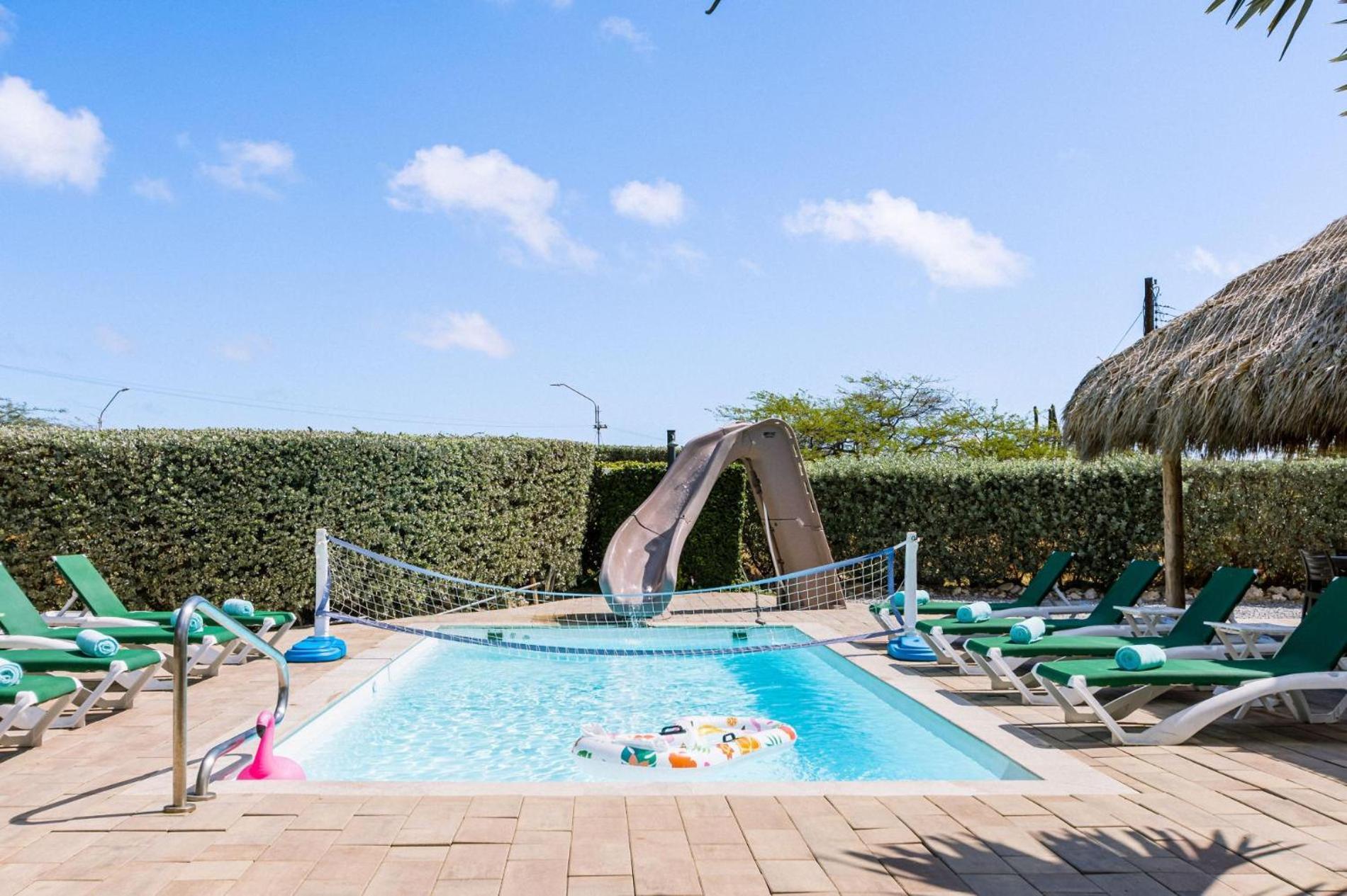Koyari Modern Condos 9Br 7Ba Sleeps 26 W/ Pool And Roof Deck Palm Beach Exterior foto